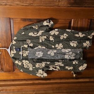 GAP Olive Floral Short Sleeve Shirt Linen